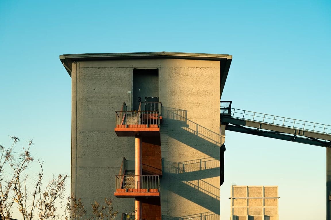 Understanding Python's GIL and Its Impact on Multithreading